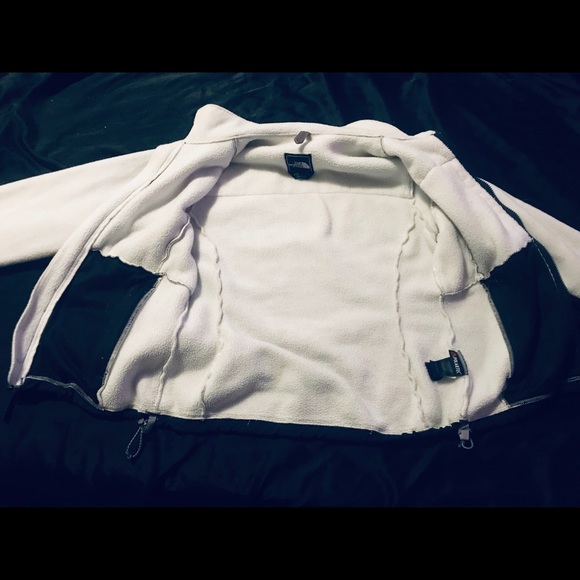 Women’s Size Small North Face Jacket - Picture 3 of 5